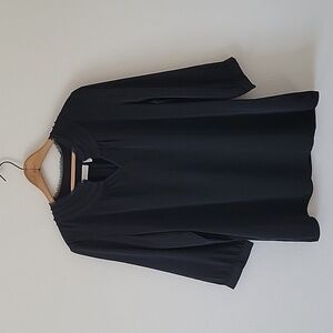 Chico's Black Raw Edge Vneck 3/4 Sleeve Blouse Size Large